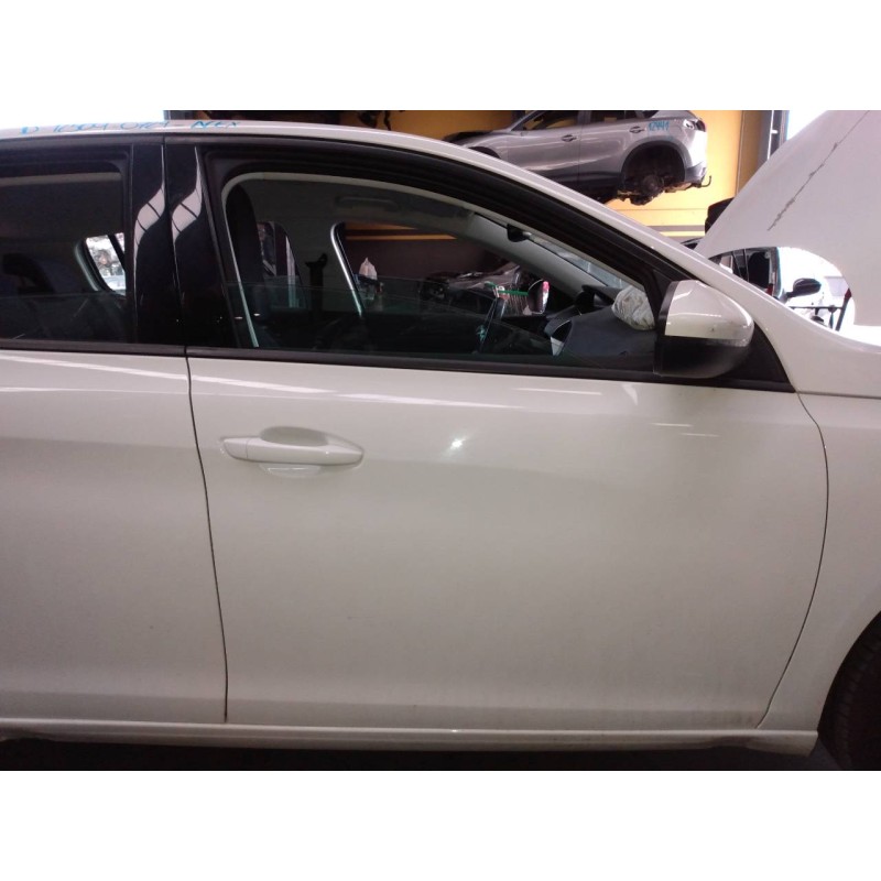 Recambio de puerta delantera derecha para peugeot 308 active referencia OEM IAM   