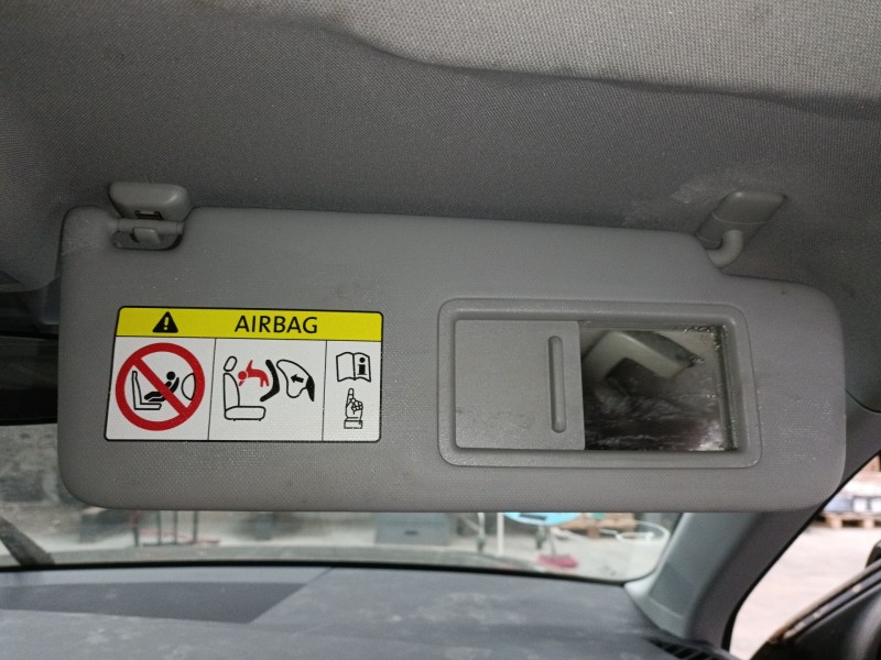 Recambio de parasol derecho para audi a1 sportback (gba) 30 tfsi referencia OEM IAM   