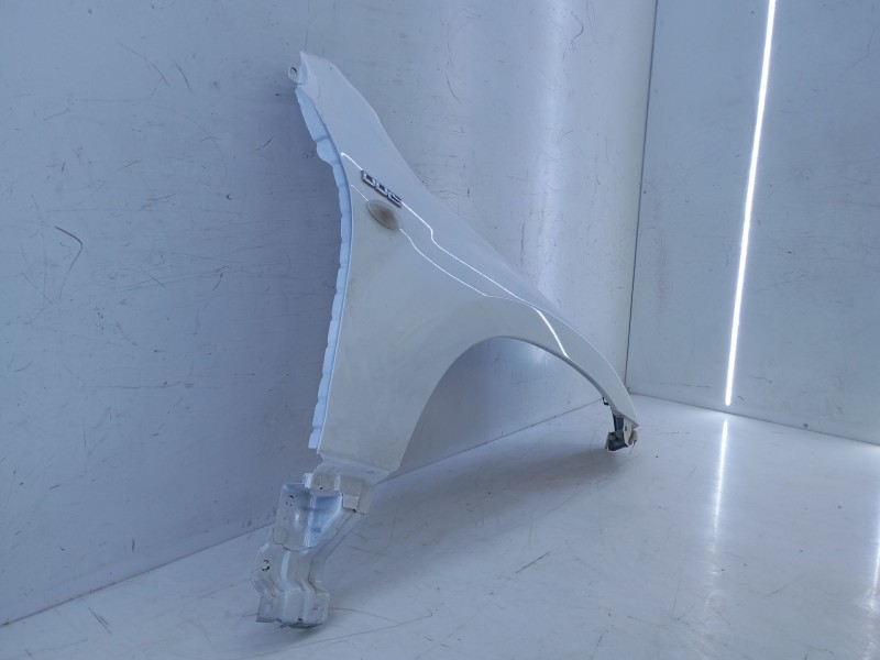 Recambio de aleta delantera derecha para suzuki grand vitara ii (jt, te, td) 1.9 ddis a las 4 ruedas (jt419, td44, jb419wd, jb41