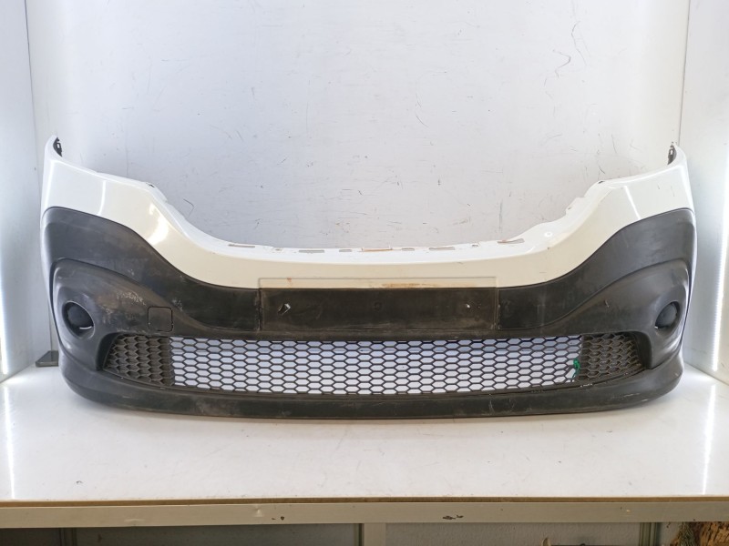 Recambio de paragolpes delantero para renault trafic iii autobús (jg_) 1.6 dci 95 (jgmr, jgmj) referencia OEM IAM   