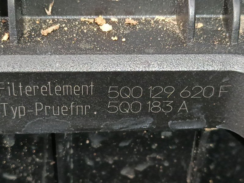 Recambio de filtro aire para audi a1 sportback (gba) 30 tfsi referencia OEM IAM 5QF129620F  