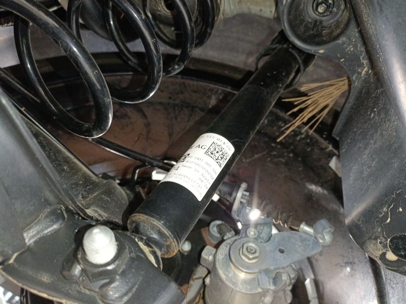 Recambio de amortiguador trasero derecho para audi a1 sportback (gba) 30 tfsi referencia OEM IAM 2Q0512013CG  