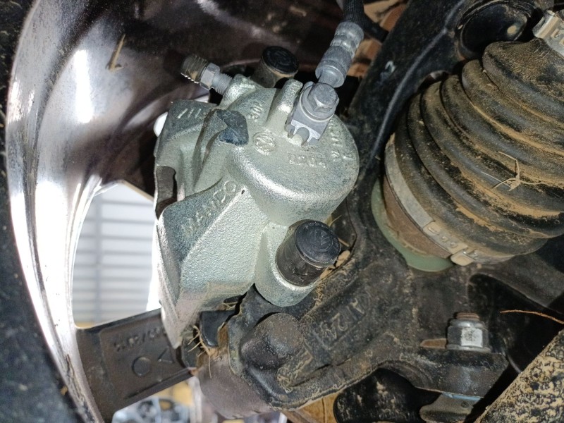 Recambio de pinza freno delantera derecha para audi a1 sportback (gba) 30 tfsi referencia OEM IAM   