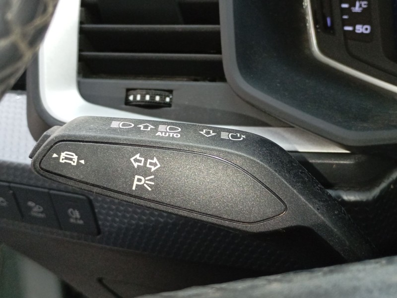 Recambio de mando intermitentes para audi a1 sportback (gba) 30 tfsi referencia OEM IAM   