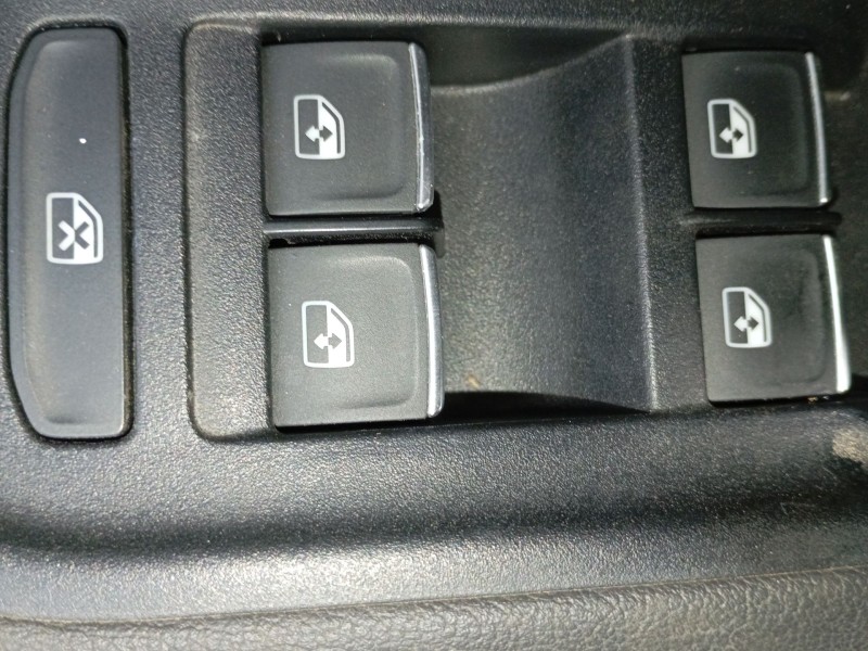 Recambio de mando elevalunas delantero izquierdo para audi a1 sportback (gba) 30 tfsi referencia OEM IAM   