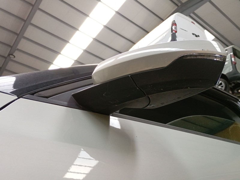 Recambio de retrovisor izquierdo electrico para audi a1 sportback (gba) 30 tfsi referencia OEM IAM   