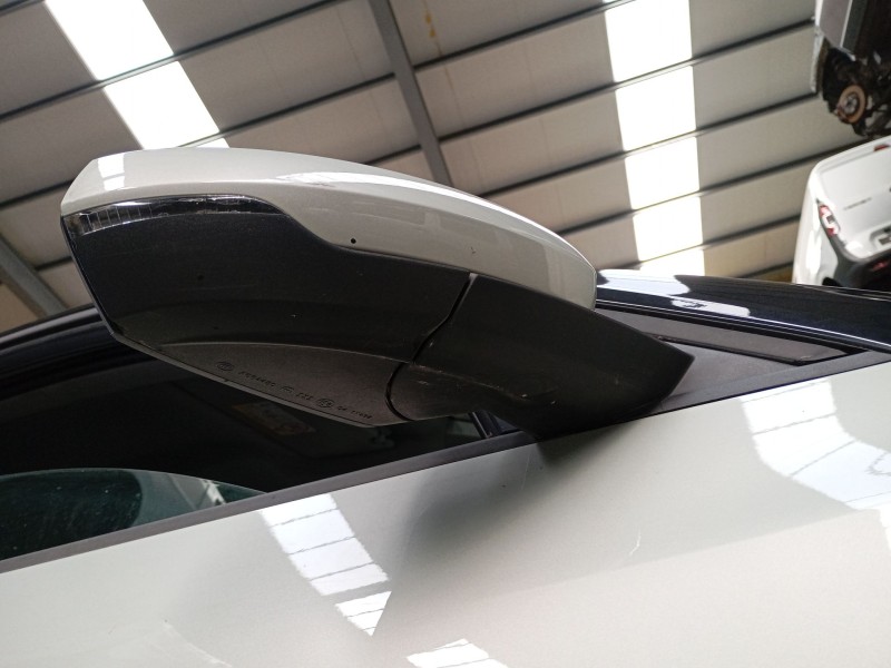 Recambio de retrovisor derecho electrico para audi a1 sportback (gba) 30 tfsi referencia OEM IAM   