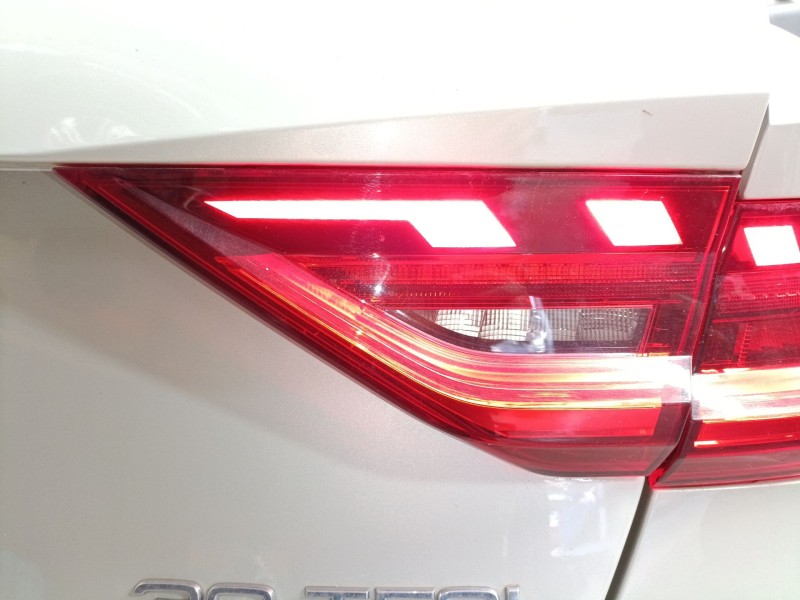 Recambio de piloto trasero derecho porton para audi a1 sportback (gba) 30 tfsi referencia OEM IAM   