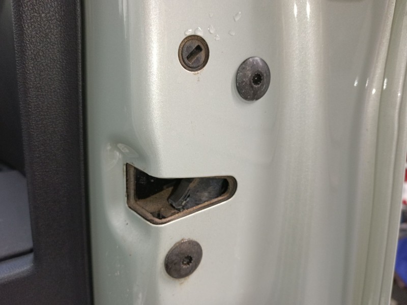 Recambio de cerradura puerta delantera derecha para audi a1 sportback (gba) 30 tfsi referencia OEM IAM   