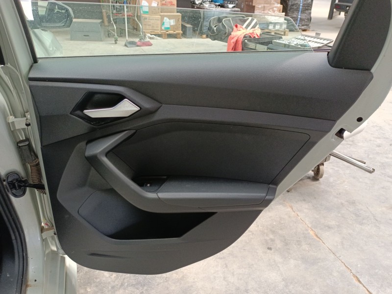 Recambio de guarnecido puerta trasera derecha para audi a1 sportback (gba) 30 tfsi referencia OEM IAM   