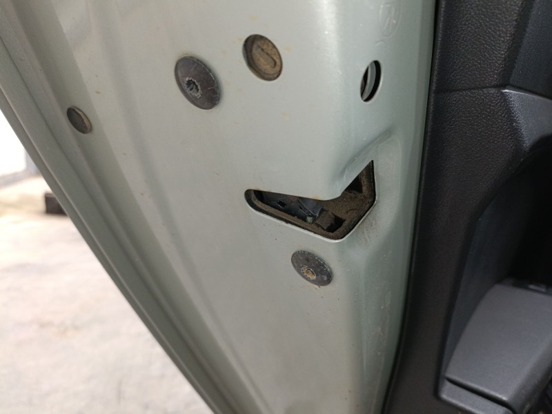 Recambio de cerradura puerta trasera izquierda para audi a1 sportback (gba) 30 tfsi referencia OEM IAM   