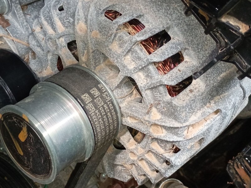 Recambio de alternador para audi a1 sportback (gba) 30 tfsi referencia OEM IAM   