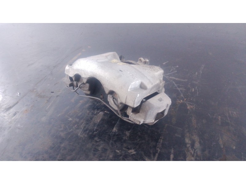 Recambio de pinza freno delantera derecha para renault captur xmod referencia OEM IAM   P1-B5-18