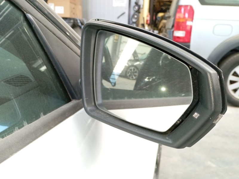 Recambio de retrovisor derecho electrico para audi a1 sportback (gba) 30 tfsi referencia OEM IAM   