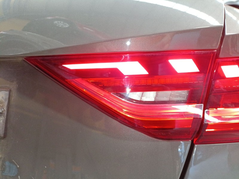 Recambio de piloto trasero derecho porton para audi a1 sportback (gba) 30 tfsi referencia OEM IAM   