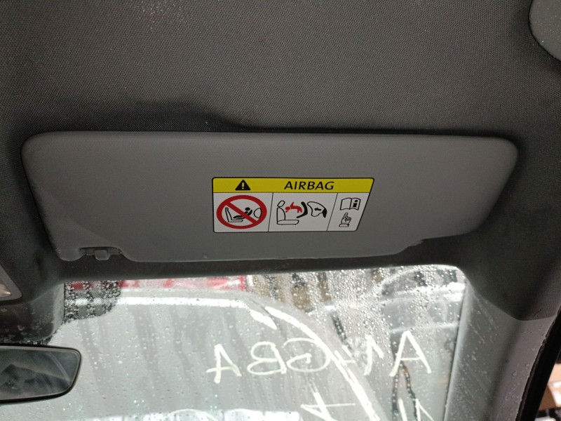 Recambio de parasol derecho para audi a1 sportback (gba) 30 tfsi referencia OEM IAM   