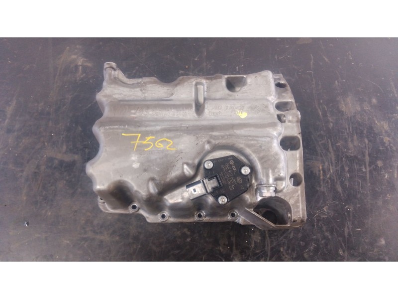 Recambio de carter aceite para seat ateca (kh7) reference plus referencia OEM IAM 04C103603C 06E907660C P1-B3-2