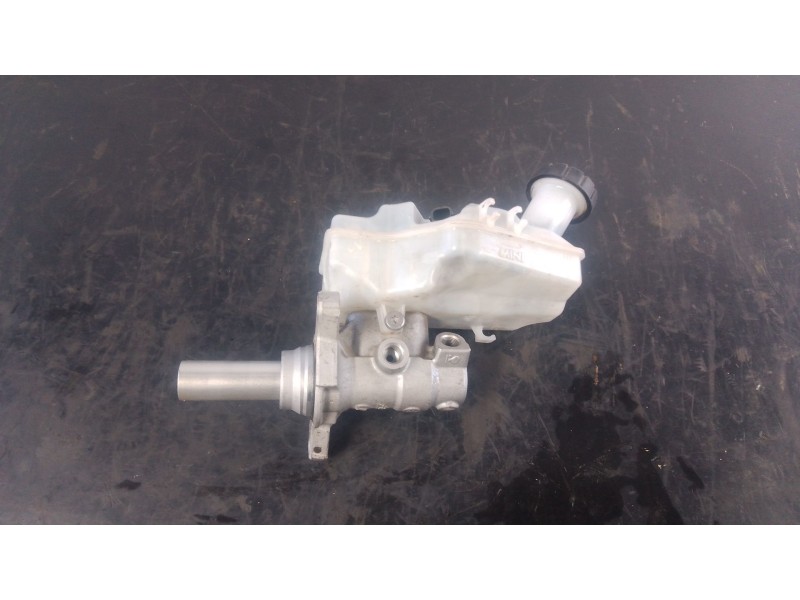 Recambio de bomba freno para renault clio v (b7_) 1.0 lpg (b7mt) referencia OEM IAM   