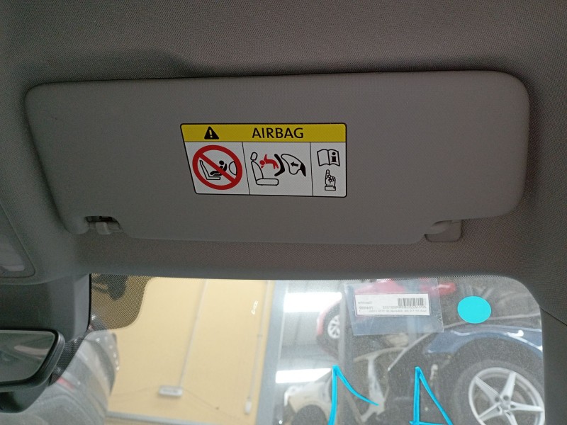 Recambio de parasol derecho para audi a1 sportback (gba) 30 tfsi referencia OEM IAM   