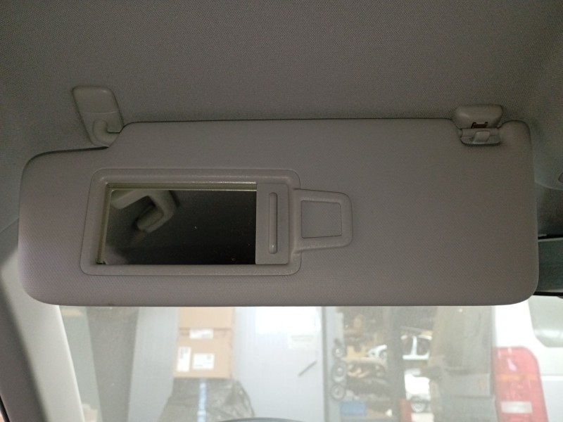 Recambio de parasol izquierdo para audi a1 sportback (gba) 30 tfsi referencia OEM IAM   