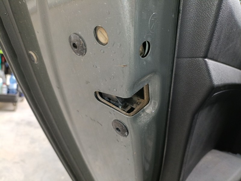 Recambio de cerradura puerta trasera izquierda para audi a1 sportback (gba) 30 tfsi referencia OEM IAM   