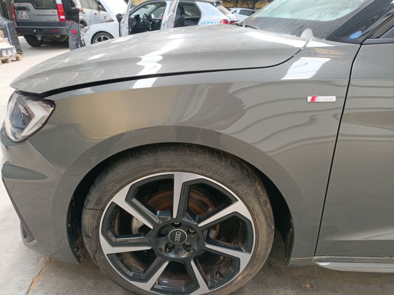 Recambio de aleta delantera izquierda para audi a1 sportback (gba) 30 tfsi referencia OEM IAM   