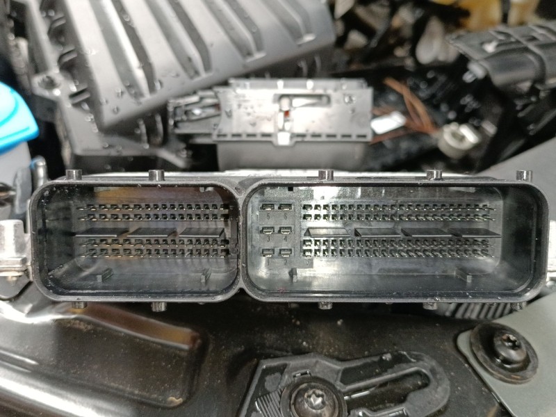 Recambio de centralita motor uce para audi a1 sportback (gba) 30 tfsi referencia OEM IAM   