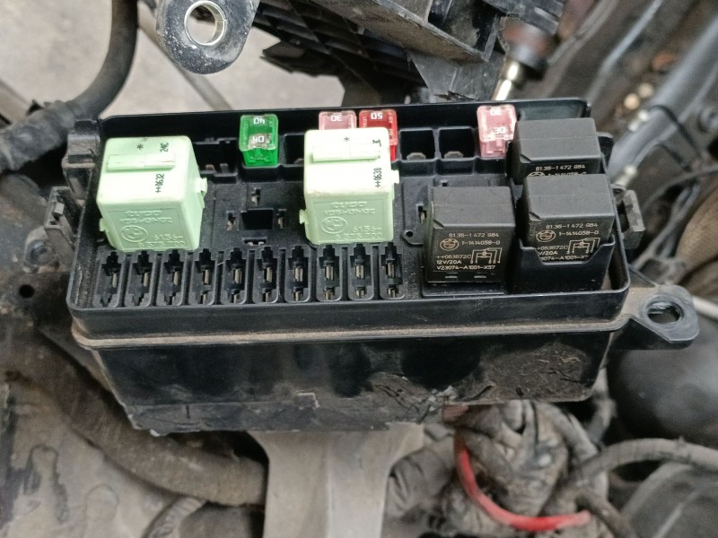 Recambio de caja reles / fusibles para mini mini (r56) cooper referencia OEM IAM   