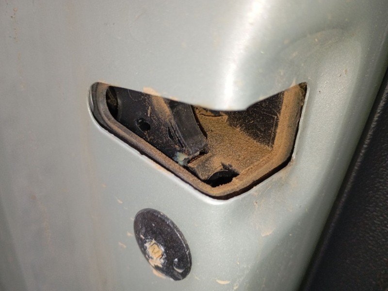 Recambio de cerradura puerta trasera izquierda para audi a1 sportback (gba) 30 tfsi referencia OEM IAM   