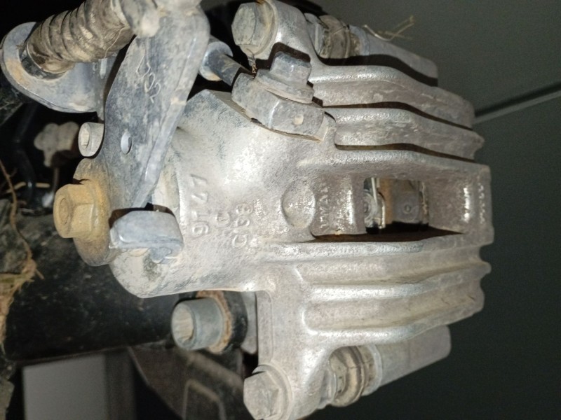 Recambio de pinza freno trasera derecha para audi a1 sportback (gba) 30 tfsi referencia OEM IAM   