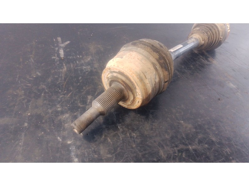 Recambio de transmision delantera izquierda para volkswagen multivan t5 (7hm, 7hn, 7hf, 7ef, 7em, 7en) 2.5 tdi referencia OEM IA