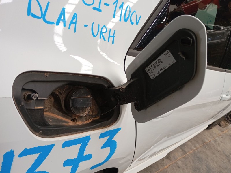 Recambio de tapa exterior combustible para audi a1 sportback (gba) 30 tfsi referencia OEM IAM   