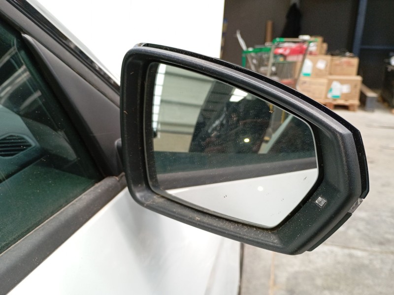 Recambio de retrovisor derecho electrico para audi a1 sportback (gba) 30 tfsi referencia OEM IAM   