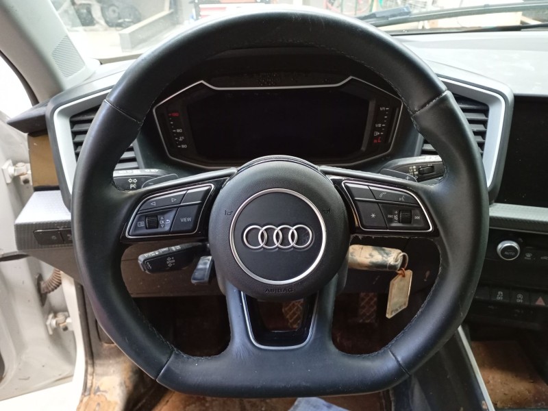 Recambio de volante para audi a1 sportback (gba) 30 tfsi referencia OEM IAM   
