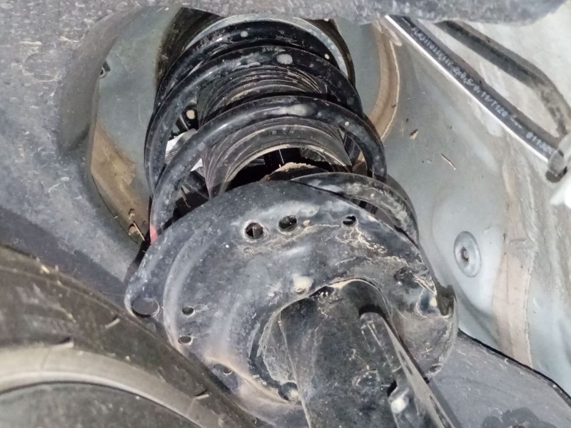 Recambio de amortiguador delantero izquierdo para audi a1 sportback (gba) 30 tfsi referencia OEM IAM   