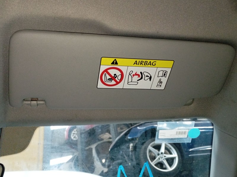 Recambio de parasol derecho para audi a1 sportback (gba) 30 tfsi referencia OEM IAM   