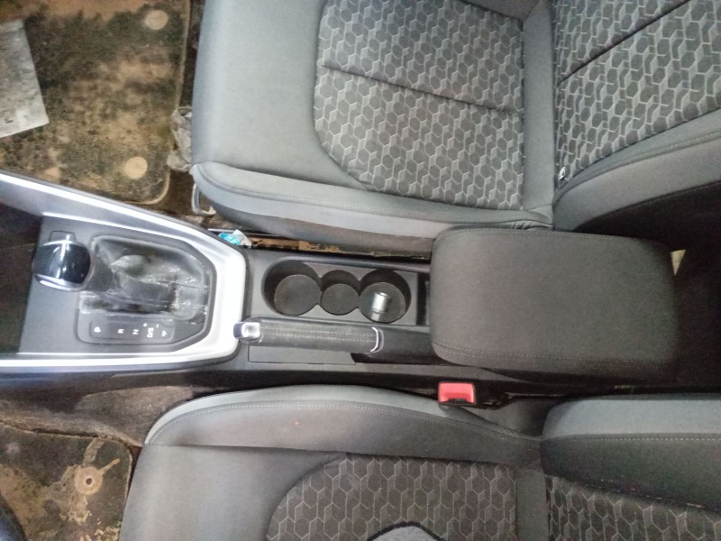 Recambio de consola central para audi a1 sportback (gba) 30 tfsi referencia OEM IAM   
