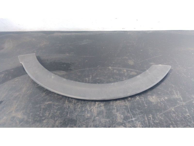 Recambio de aletin delantero izquierdo para kia stonic (yb) 1.0 t-gdi referencia OEM IAM   