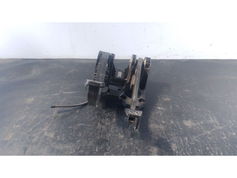 Recambio de pedal embrague para volkswagen crafter furgoneta (sy_, sx_) 2.0 tdi referencia OEM IAM   
