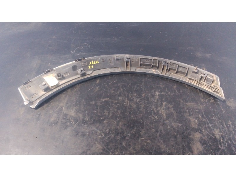 Recambio de aletin trasero izquierdo para ford puma (j2k, cf7) 1.0 ecoboost referencia OEM IAM   