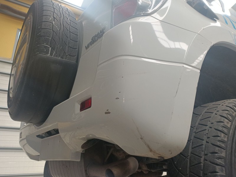 Recambio de paragolpes trasero para suzuki grand vitara ii (jt, te, td) 1.9 ddis a las 4 ruedas (jt419, td44, jb419wd, jb419xd) 
