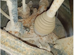 Recambio de mangueta trasera derecha para suzuki grand vitara ii (jt, te, td) 1.9 ddis a las 4 ruedas (jt419, td44, jb419wd, jb4