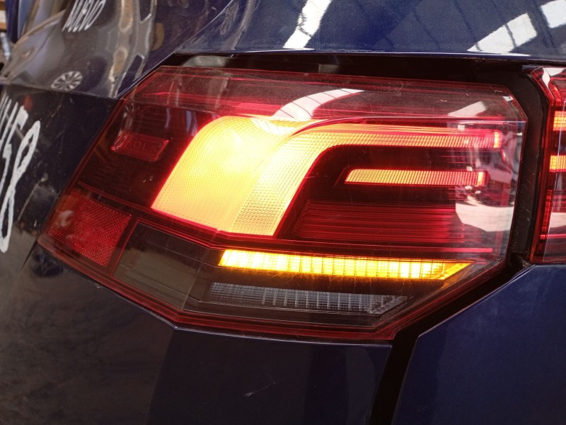 Recambio de piloto trasero izquierdo para volkswagen golf viii (cd1, da1) 1.0 etsi referencia OEM IAM   