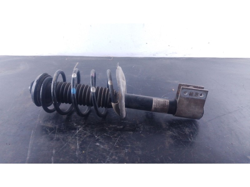 Recambio de amortiguador delantero izquierdo para peugeot partner tepee 1.6 bluehdi 100 referencia OEM IAM   