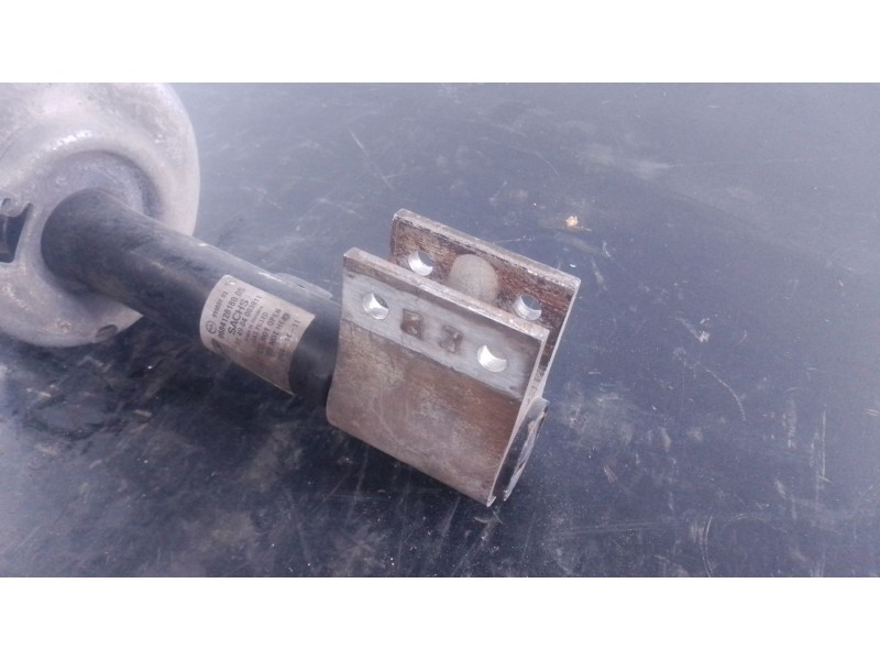 Recambio de amortiguador delantero izquierdo para peugeot partner tepee 1.6 bluehdi 100 referencia OEM IAM   