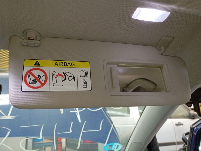 Recambio de parasol derecho para volkswagen golf viii (cd1, da1) 1.0 etsi referencia OEM IAM   