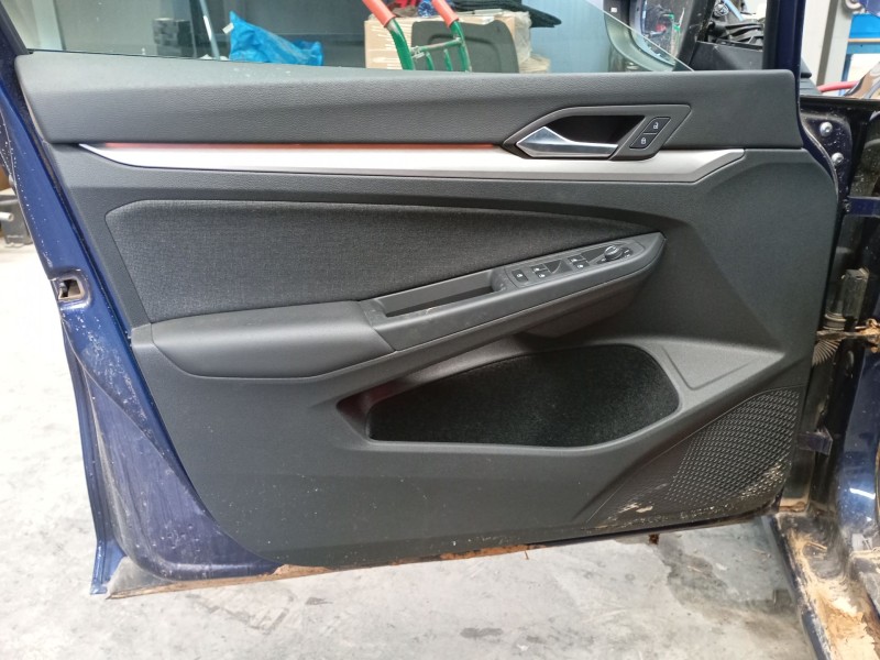 Recambio de guarnecido puerta delantera izquierda para volkswagen golf viii (cd1, da1) 1.0 etsi referencia OEM IAM   