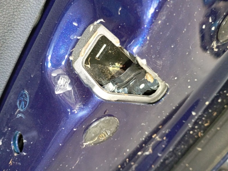 Recambio de cerradura puerta trasera derecha para volkswagen golf viii (cd1, da1) 1.0 etsi referencia OEM IAM   