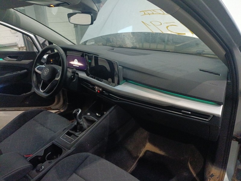 volkswagen golf viii (cd1, da1) del año 2023