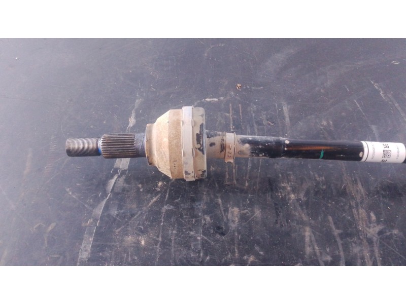 Recambio de transmision trasera izquierda para tesla model 3 ev awd referencia OEM IAM 104416800A  P1-B7-14